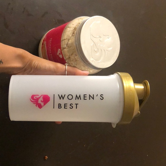 Womenst best protein pancake and shaker - Picture 4 of 5